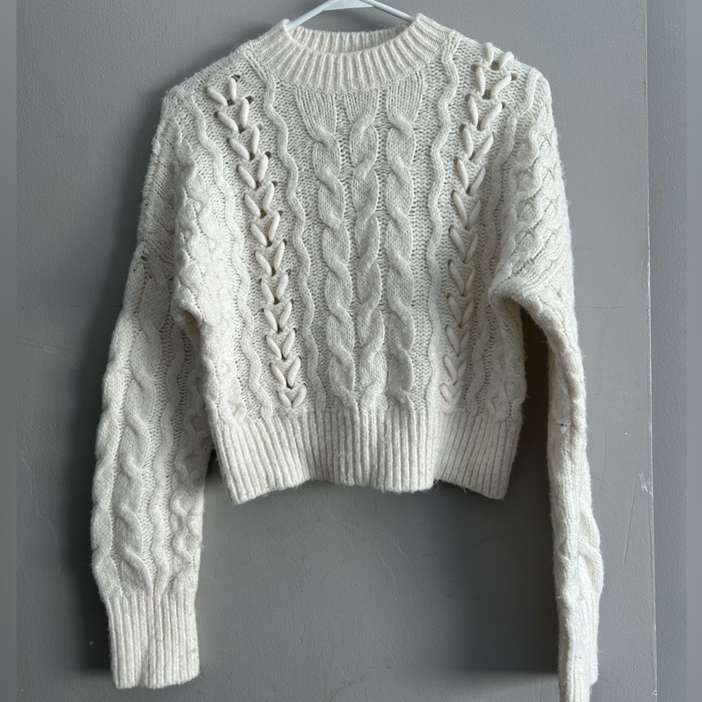 Abercrombie & Fitch Cream Cable-Knit Crew Sweater